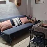 Cosy Little For Family Vacations ! Lejlighed *