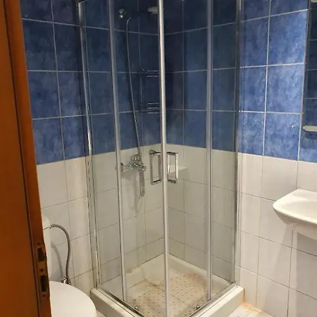 Cosy Little For Family Vacations ! Апартаменти *