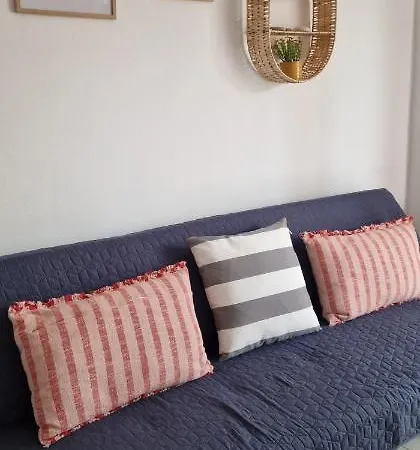 Cosy Little For Family Vacations ! Rhodes City